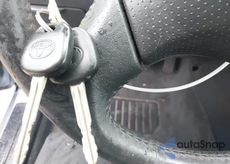 2006 Toyota Corolla Matrix Xr from USA, damaged, VIN 2T1LR30E36C553692